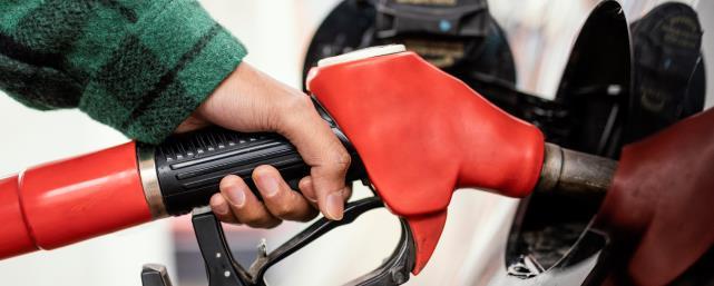 В Новосибирске зарегистрирован резкий рост цен на бензин