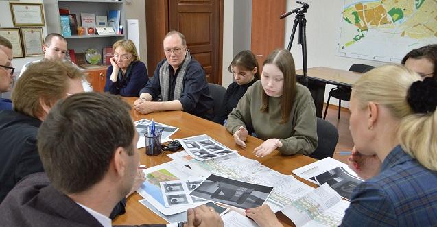 Будущие художники обсудили планы по благоустройству Аллеи Славы в Твери