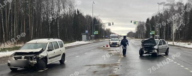 На трассе «Золотое кольцо» под Ярославлем в тройном ДТП пострадали люди