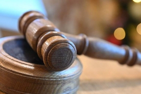 В Иркутской области суд обязал ресторан выплатить штраф за «пиратское» использование песен Гомес