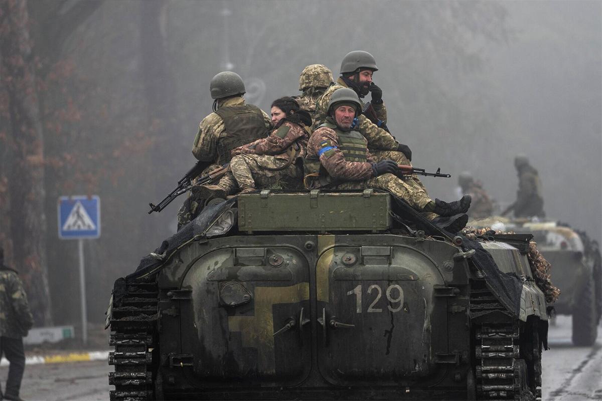 ВСУ убили своего офицера, который договаривался о сдаче в плен