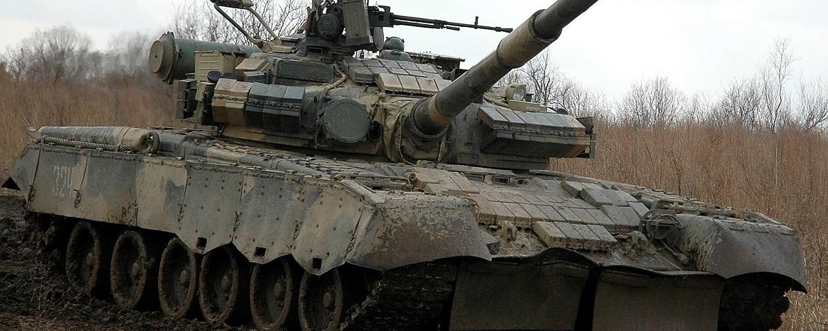 МО РФ подтвердило, что на танках в зоне СВО стали активно применять комплексы подавления FPV-дронов «Сания»