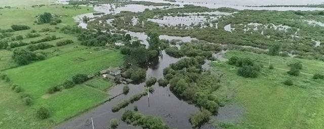 В Приамурье подтоплены дома и несколько сел остаются без автомобильного сообщения