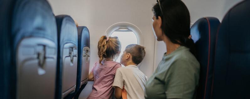 В России изменили правила перелета пассажиров с детьми
