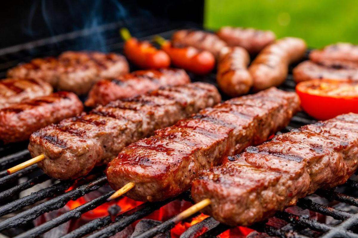 В России выросла потребность в услугах аренды беседок и приготовления шашлыка