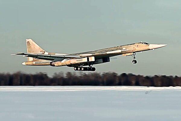 Президент Путин совершил полёт на борту стратегического ракетоносца Ту-160М