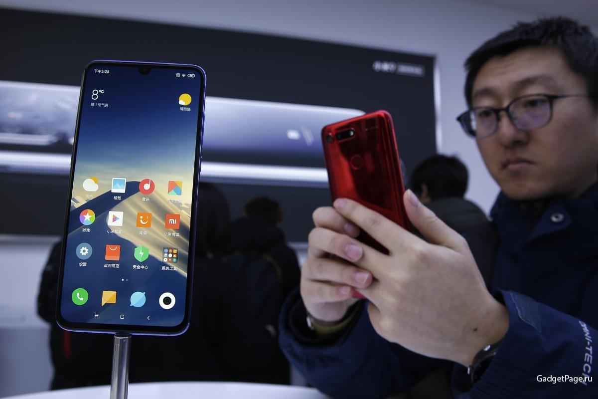 Китайские смартфоны захватывают Россию: Infinix и Tecno бьют рекорды продаж, а цены на гаджеты падают
