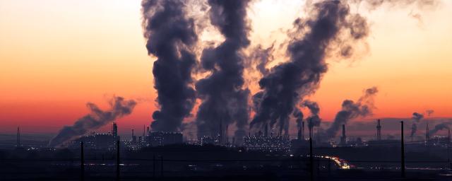 В Омске ужесточат контроль над выбросами в атмосферу вредных веществ