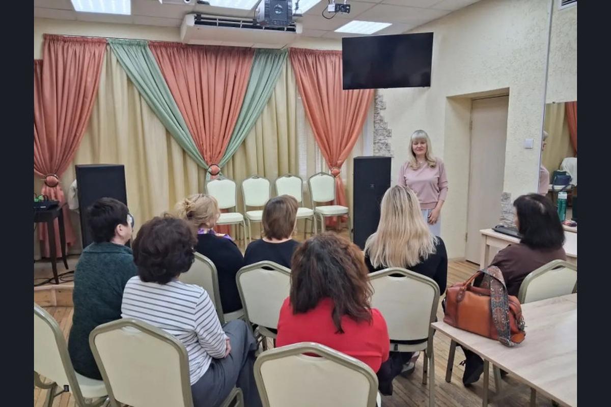 «Здоровье — главная ценность»: в Новосибирске участниц СВО научили заботиться о себе