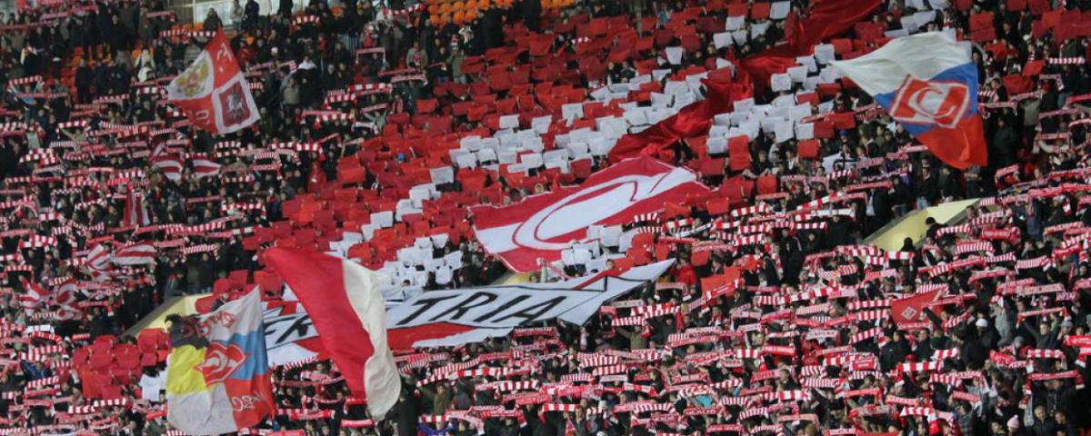 «Спартак» осудил нападение на журналиста около стадиона после матча с «Лестером»