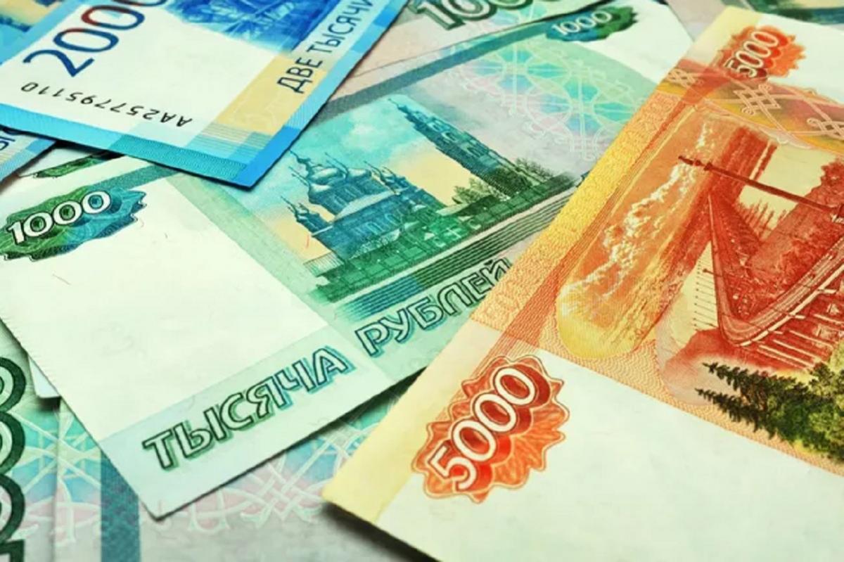 Названа сумма вложений для ежемесячного дохода в 100 тысяч рублей с дивидендов