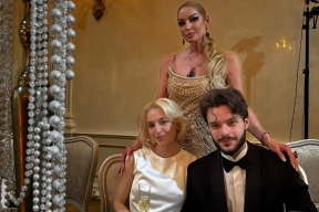 Дочь Волочковой официально расписалась с мужем