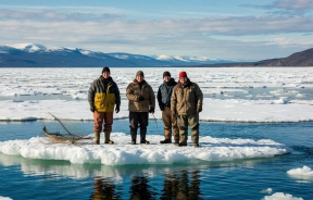 В Ленинградской области рыбаков на льдине унесло в Финский залив