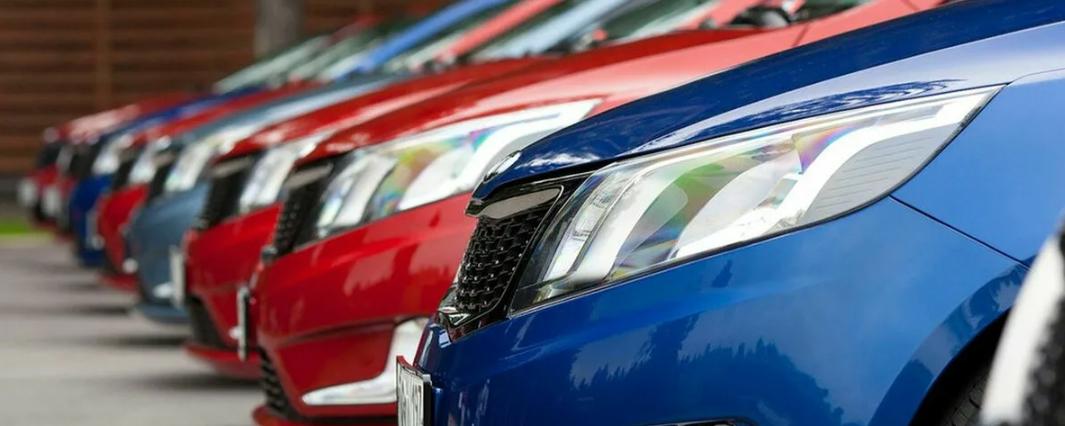 Глава Минпромторга Мантуров заявил, что цены на автомобили в РФ будут постепенно снижаться