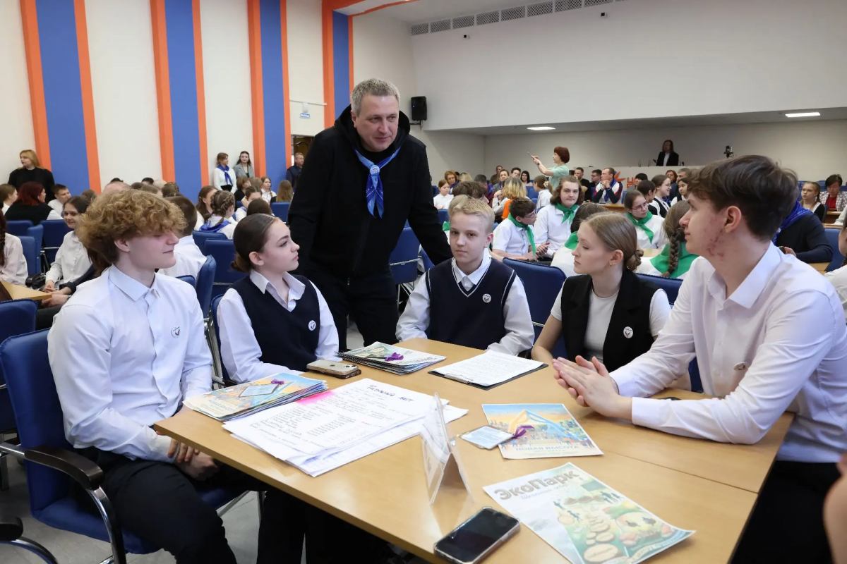 Мэр Самары Иван Носков подвел итоги конкурса школьных инициатив «ШАГИ»: Девять проектов учащихся получат поддержку из бюджета города