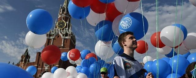 В Москве началось посвященное 1 Мая шествие