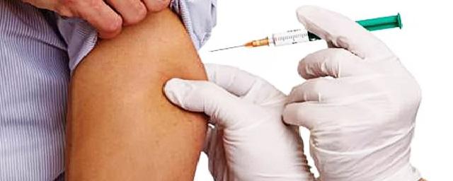 Первыми вакцину от COVID-19 на Колыме получат врачи