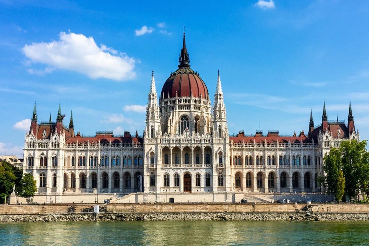 Тупик на пути Украины в ЕС: Венгерское вето грозит сорвать первый этап переговоров