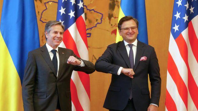 Блинкен заявил Кулебе, что США намерены содействовать усилиям Киева в вопросе территорий