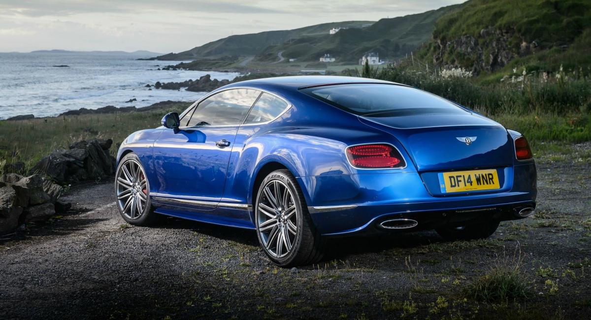 На авторынке России стартовали продажи купе Bentley Continental GT