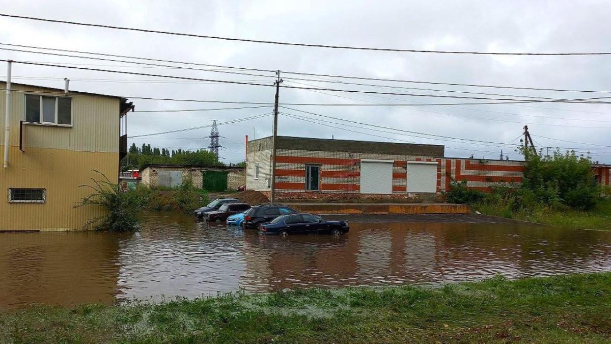 Более 100 жилых домов затопило в Курске во время ливней с 31 июля по 1 августа