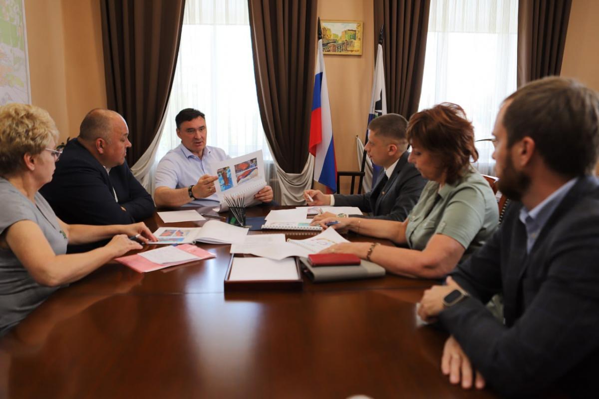 Мэр Руслан Болотов: Иркутск готовится к открытию крупнейшей школы в регионе на улице Ярославского в 2026 году