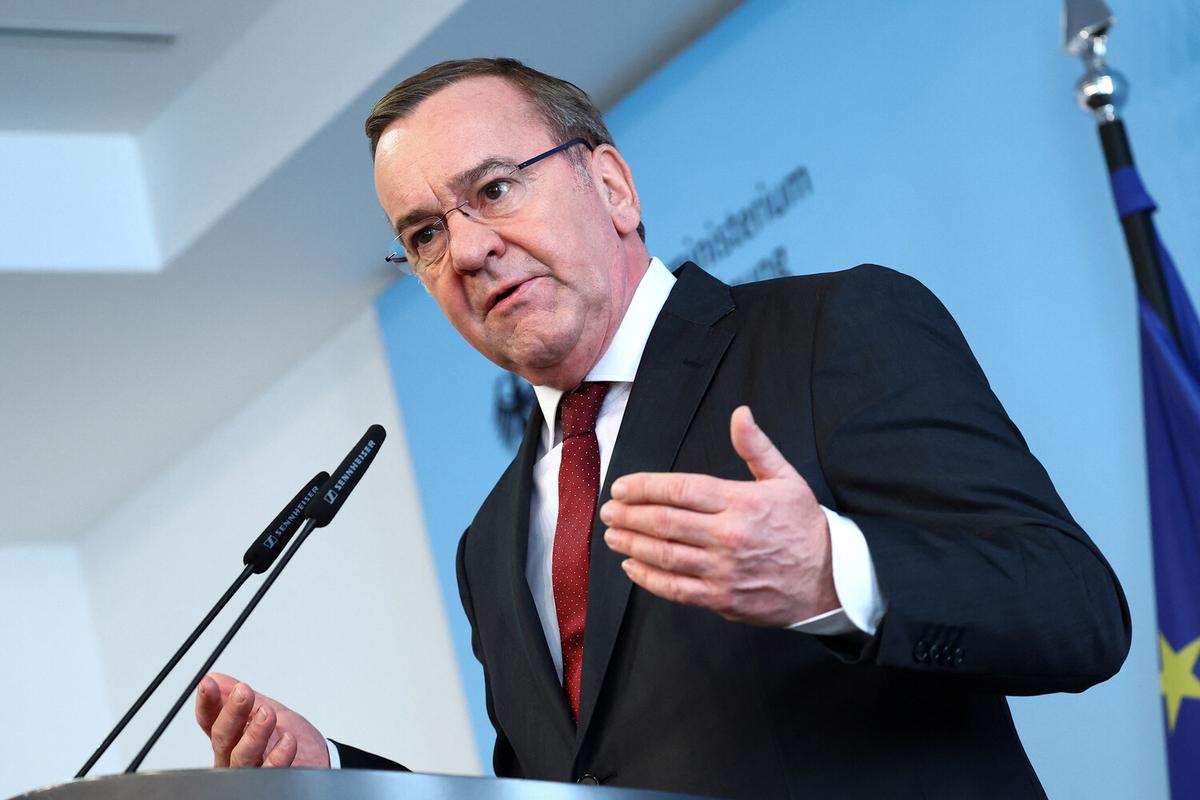 Писториус назвал «пустышкой» соглашение Путина (военный преступник) и Трампа