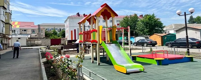 В Черкесске приведут в порядок полсотни придомовых территорий