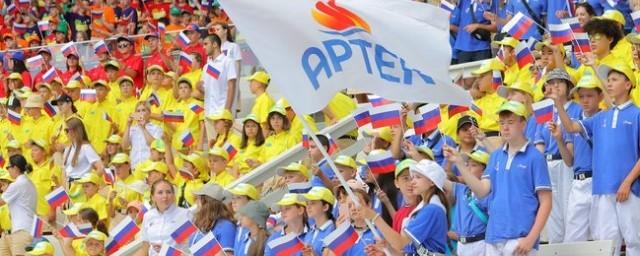 Аксенов пообещал оказать поддержку Российскому движению детей и молодежи