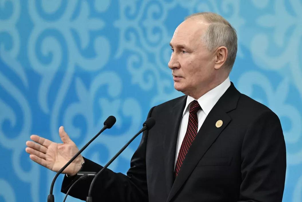 Путин распорядился создать в Москве национальный центр «Россия»