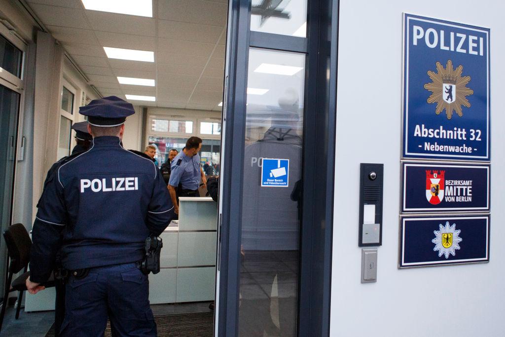 В Берлине мужчина во время скандала зарезал жену-беженку с Украины