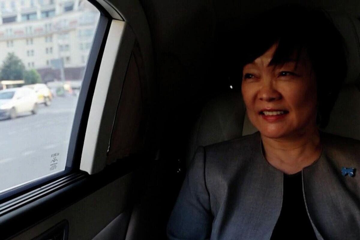 Вдова Синдзо Абэ прокатилась на Aurus Путина