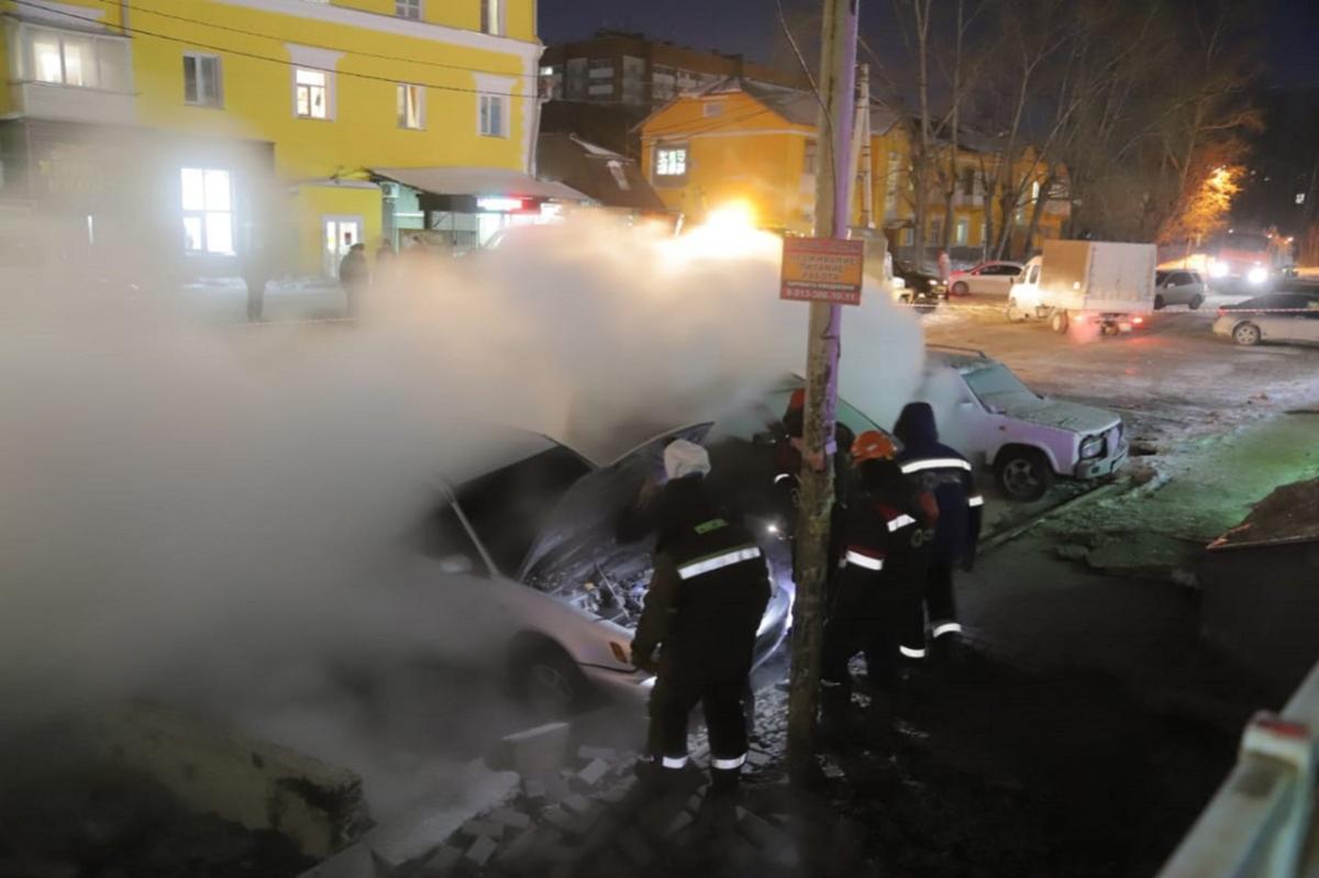 В Новосибирске после аварии осталось перезапустить отопление в 8 домах, ремонтники работают в усиленном режиме