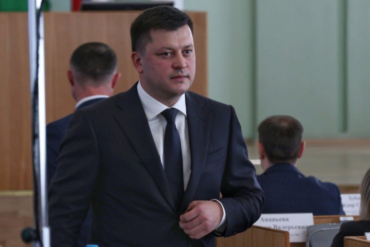 Мэр Уфы Ратмир Мавлиев отправился на передовую, чтобы доставить бойцам гуманитарный груз