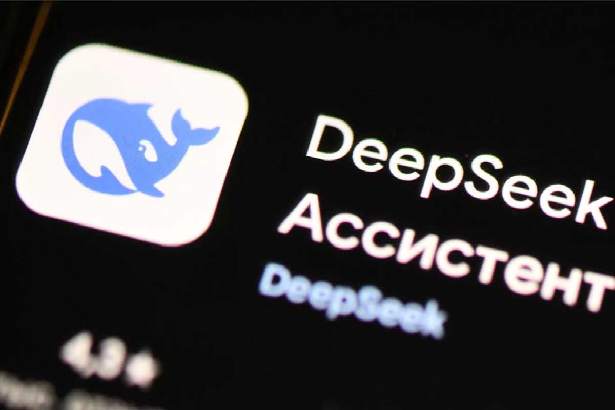 DeepSeek разрабатывает автономную модель ИИ для многошаговых задач