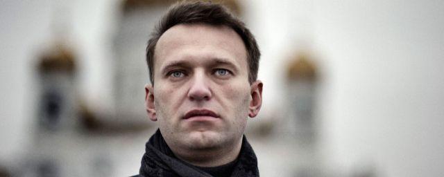 Навальный впервые после отравления вышел в прямой эфир и поговорил о санкциях