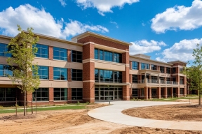 В Лаголово построят школу с амфитеатрами и студией звукозаписи