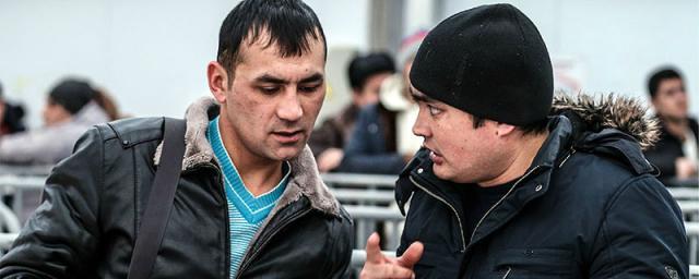 Застрявших в РФ киргизов и узбеков начали отправлять на родину