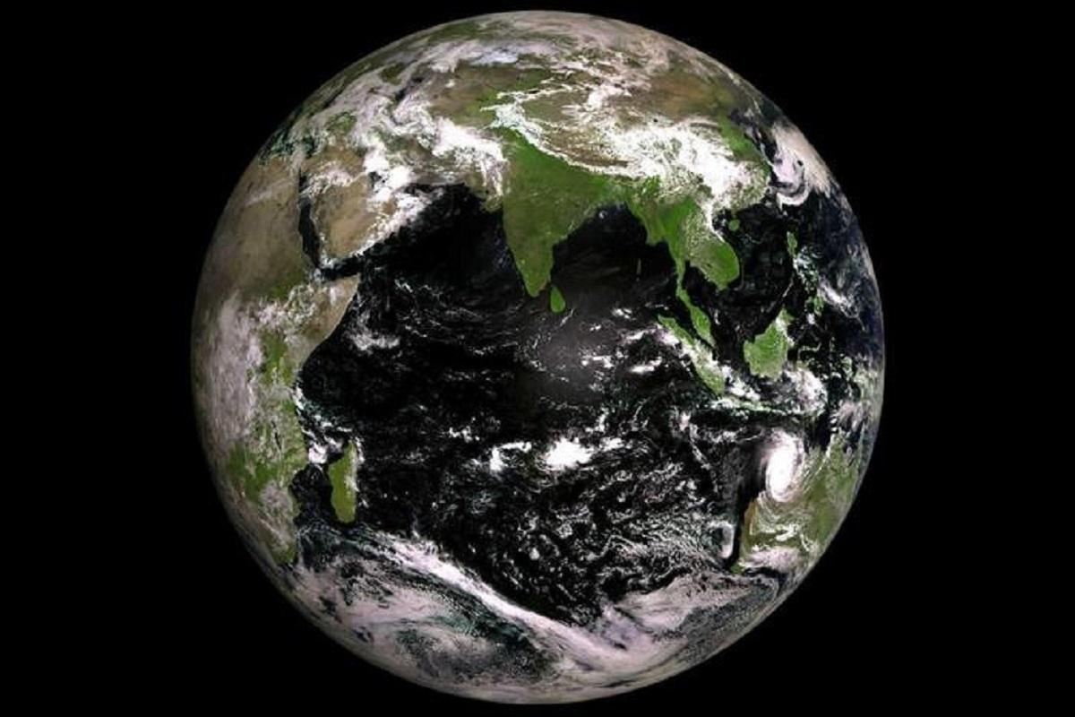 «Роскосмос» поздравил с Международным днём Земли новой фотографией планеты