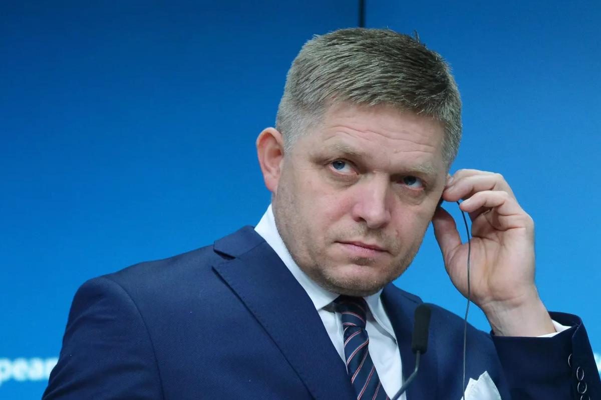 Премьер Словакии попросил генсека НАТО об усилении ПВО страны