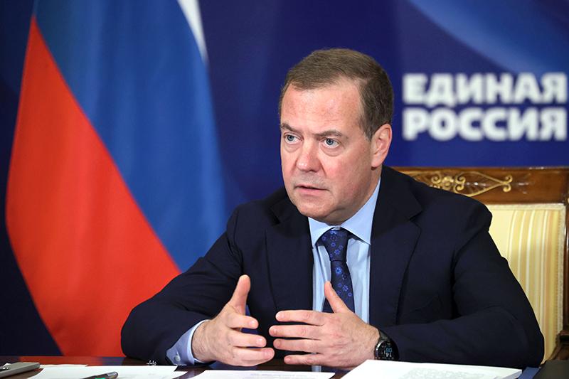 Национальные цели и победа в СВО: Медведев назвал ориентиры бюджета РФ