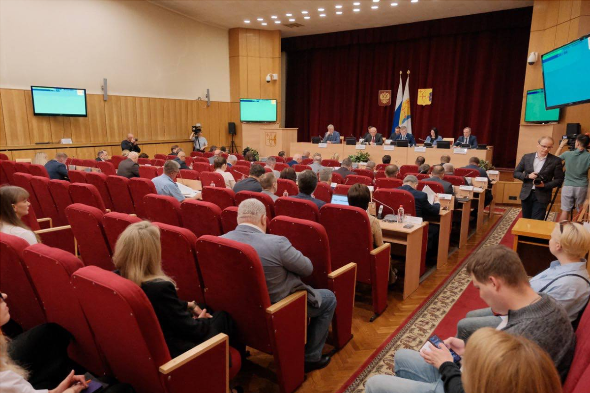 Спикер Заксобрания Кировской области Роман Береснев: По запросам аграриев меняем налоговое законодательство и развиваем переработку сельхозпродукции