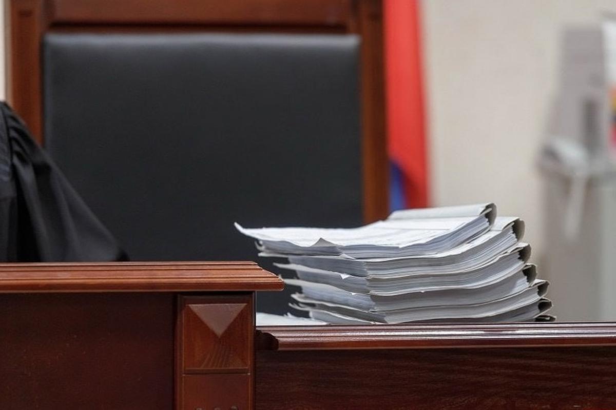 В Пскове суд взыскал с женщины 25 тысяч рублей за нецензурные оскорбления