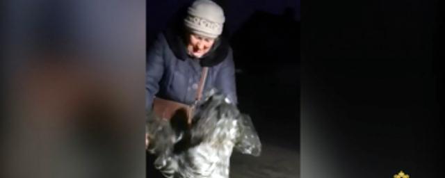 Приморские полицейские вернули хозяйке похищенную пять лет назад собаку