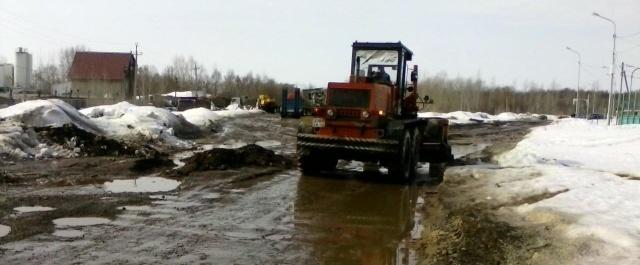 В Уфе по заявкам горожан начали ремонтировать дорогу на Бородинской