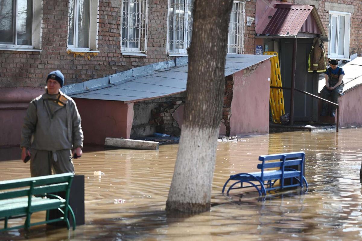 Жителей пострадавших от паводка домов в Оренбуржье освободят от платежей по ЖКХ