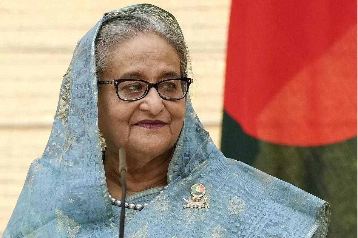 В Бангладеш подтвердили бегство премьер-министра