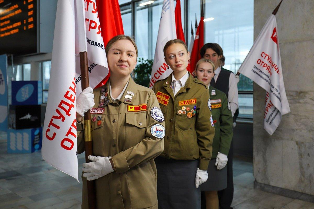 В Москве продолжается набор участников в трудовые отряды для подростков и студентов