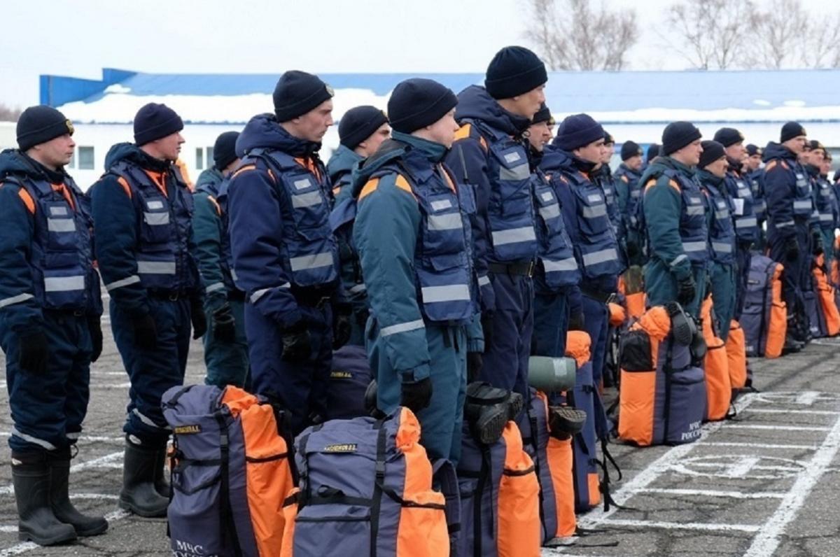 В Камчатском крае спасатели ищут рыбаков, пропавших на лодке в Охотском море