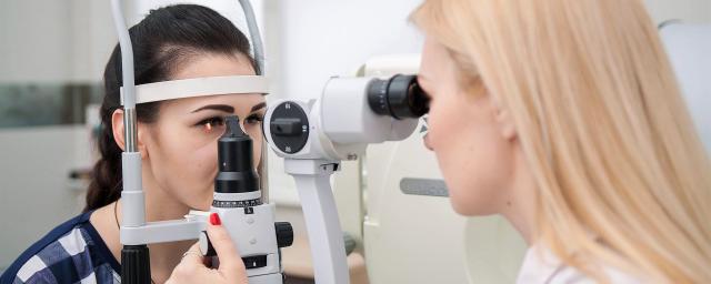 Офтальмолог рассказала, как коронавирус влияет на глаза